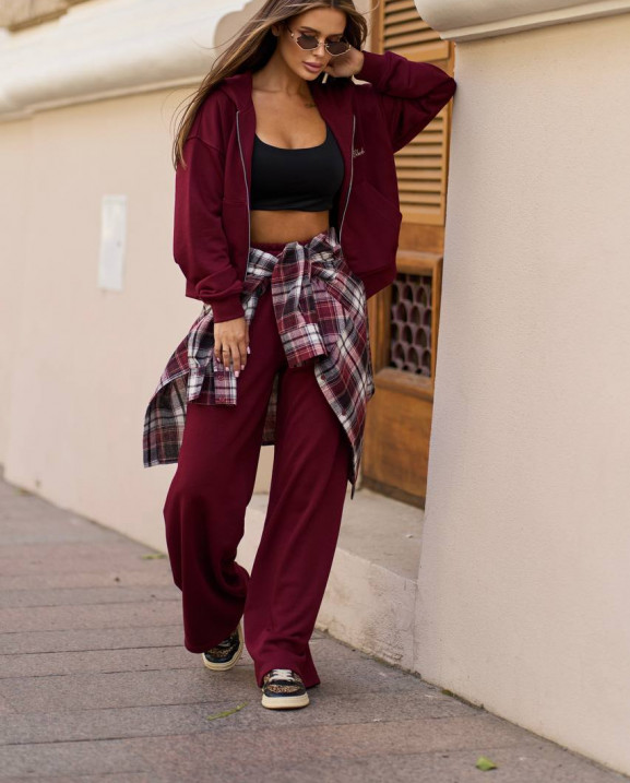 94 Спортивний костюм з трьохнитки з капюшоном та вишивкою